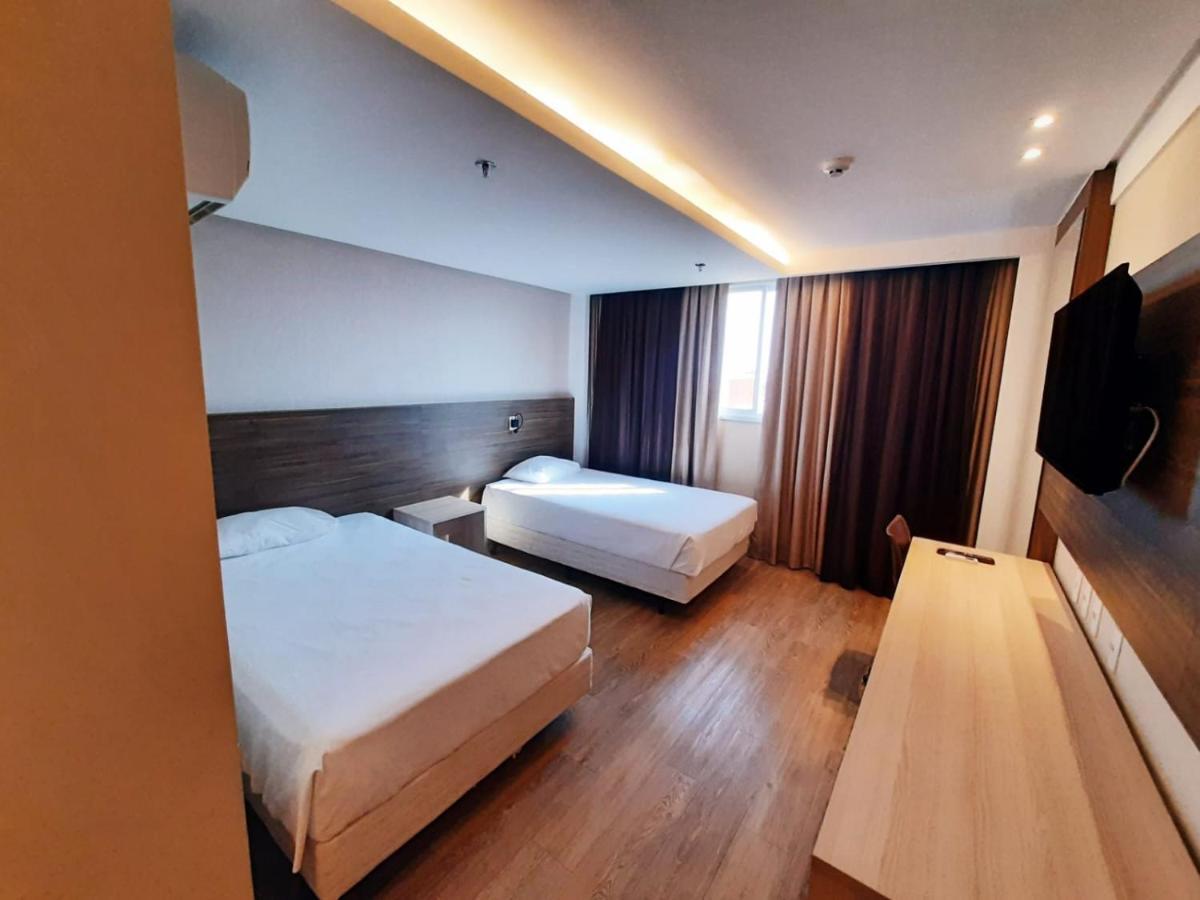 Ibiza Plaza Hotel Anápolis Eksteriør billede